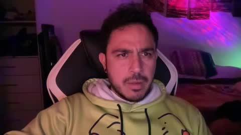 leafar_volkov online show from December 5, 3:53 am