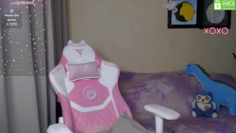 Leah  Gotty online show from February 2, 4:26 am