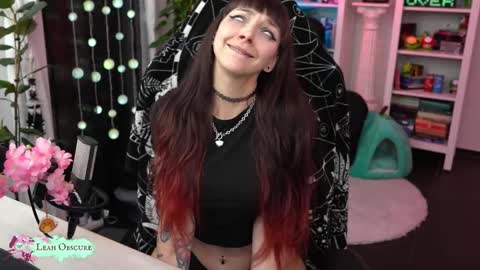 Leah online show from February 27, 10:02 pm