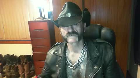 leathergreaser online show from May 17, 8:40 pm