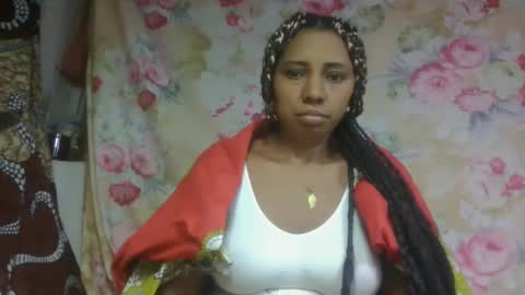 leatiana online show from April 9, 6:06 am