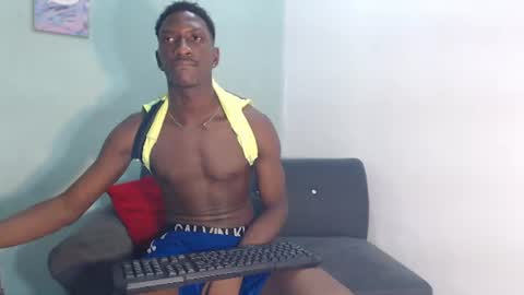 lebronmax_36 online show from June 23, 8:04 pm