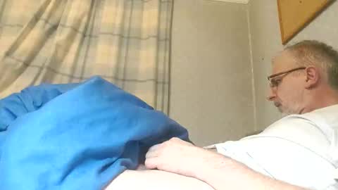 lechertachatte4444 online show from March 5, 11:14 pm