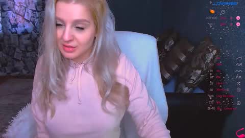 Snapshot of ledy_luck chatting on October 3, 6:43 am Veronica online show from October 3, 6:43 am