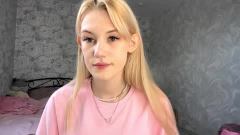 Kate online show from April 27, 10:57 am