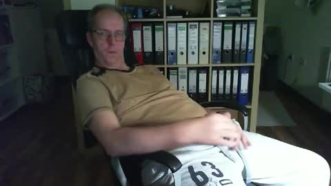 Dave online show from January 15, 6:28 pm