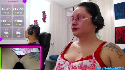 Snapshot of leidycrstnch21 chatting on September 24, 1:29 pm LeidyDi223 online show from September 24, 1:29 pm