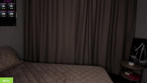 leiladream online show from October 18, 6:28 am