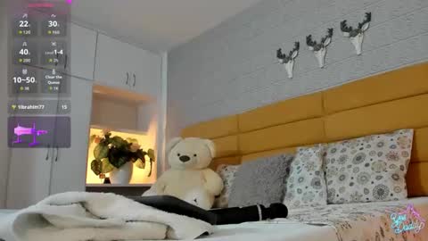   online show from April 10, 10:36 pm