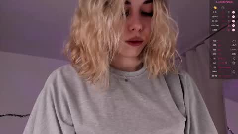 leilalafleur_ online show from March 13, 4:05 am