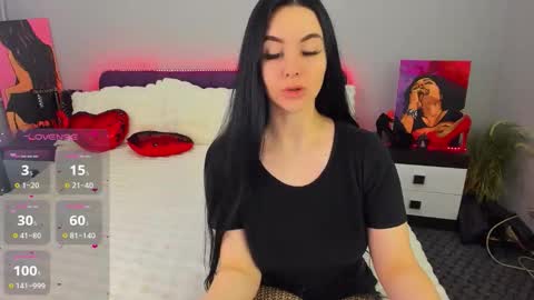 LellitClark online show from December 2, 7:45 pm