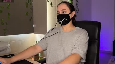 Lemi online show from October 15, 9:43 am