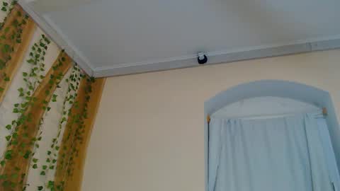 Leo and Lori online show from November 16, 4:20 pm