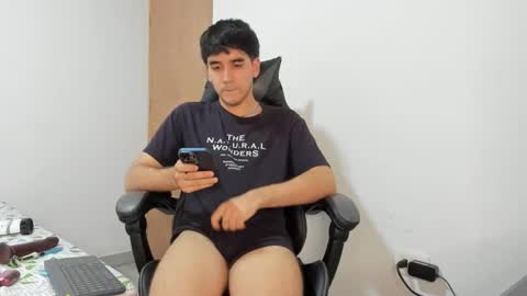 Leo Jones online show from March 5, 10:32 pm