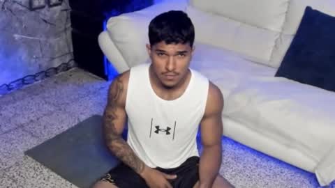 Leo independent model online show from January 12, 1:34 am