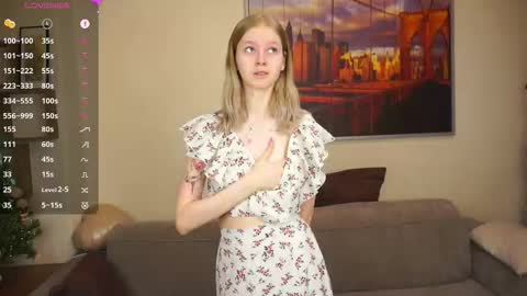 Hello Im Roxy Im just starting my journey here so lets get acquainted online show from February 22, 7:27 pm