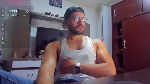 Leon Hart online show from December 20, 1:14 am