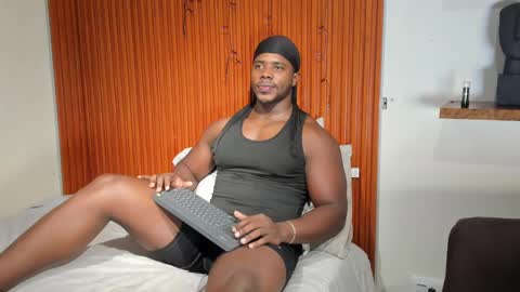 Leandro jones online show from November 5, 3:19 am