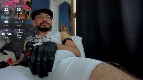 Len online show from March 10, 10:02 pm