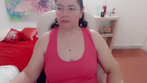 leonela   online show from November 14, 3:31 am