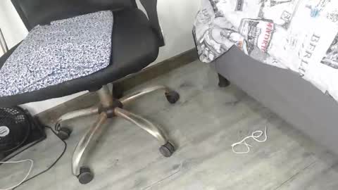 Leonella online show from January 3, 7:39 pm