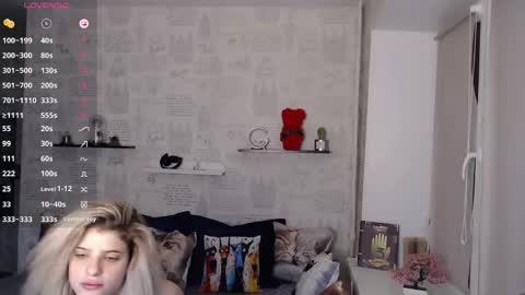 Leo online show from May 5, 8:36 pm