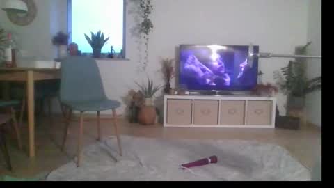 T0rax online show from February 28, 5:06 pm