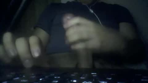 leoonel_95 online show from November 9, 3:32 am