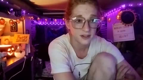 LesleyGumGrass- The Boring Trans girl online show from September 14, 2:58 am