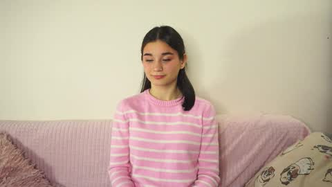 Naomi online show from October 23, 8:10 pm