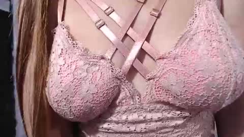 lesly online show from July 28, 11:17 am