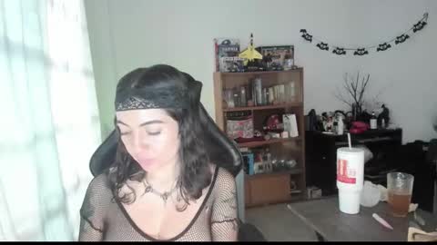 lestatdlion online show from November 19, 10:47 am