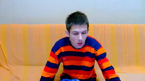 lester_broo online show from February 15, 8:46 am