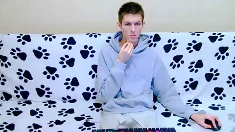 lester_broo online show from January 31, 8:06 pm