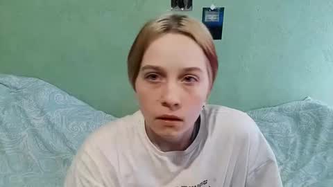 letitiaboteler online show from December 1, 11:08 am