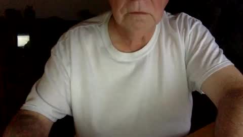 letscum2gether0 online show from December 23, 1:40 am