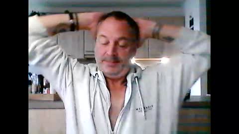 letshavefun2gether68 online show from October 10, 6:52 am