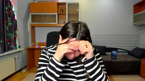 Naomi online show from March 6, 8:13 am