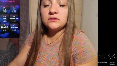 Snapshot of lety_hot chatting on December 12, 1:32 am lety hot online show from December 12, 1:32 am
