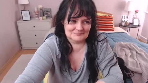 Mary online show from March 4, 1:41 pm