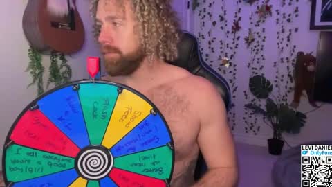 Levi Daniel online show from February 10, 3:09 am