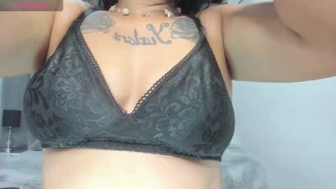 Snapshot of lexadimary chatting on October 12, 12:20 pm lexa online show from October 12, 12:20 pm