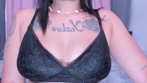 Snapshot of lexadimary chatting on October 11, 11:59 am lexa online show from October 11, 11:59 am
