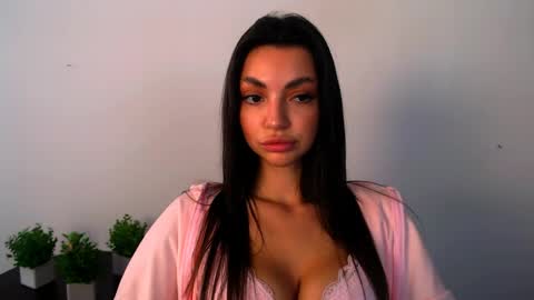 Alexia online show from May 31, 1:10 pm