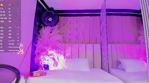 Lexi Adams  online show from July 3, 1:05 pm