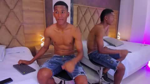 Lexi  Derek online show from October 15, 7:15 pm