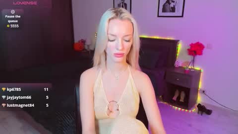 lexieblonde online show from November 15, 8:05 am