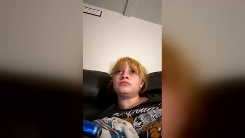 lexiestar22 online show from June 8, 5:52 am