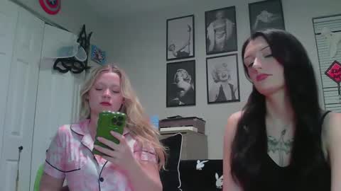 LexiQuinn18 online show from February 8, 1:11 am