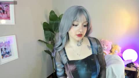 lexirouge           online show from December 1, 12:36 pm